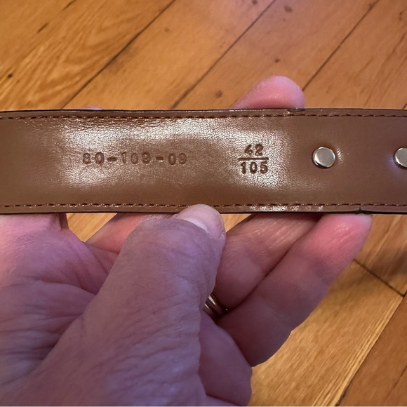 Italian Leather Belt 42” - Picture 8 of 10